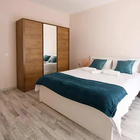 Smart Living Plaza-2